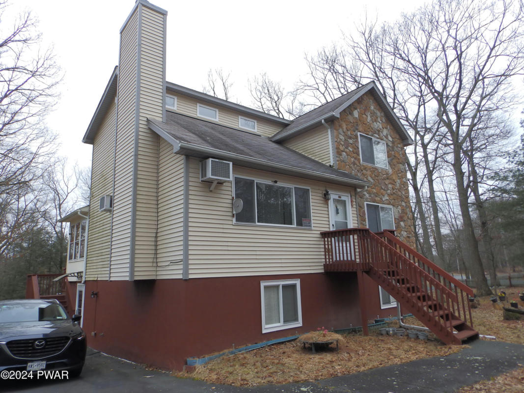 101 LAKEWOOD DR, DINGMANS FERRY, PA 18328, photo 1 of 28
